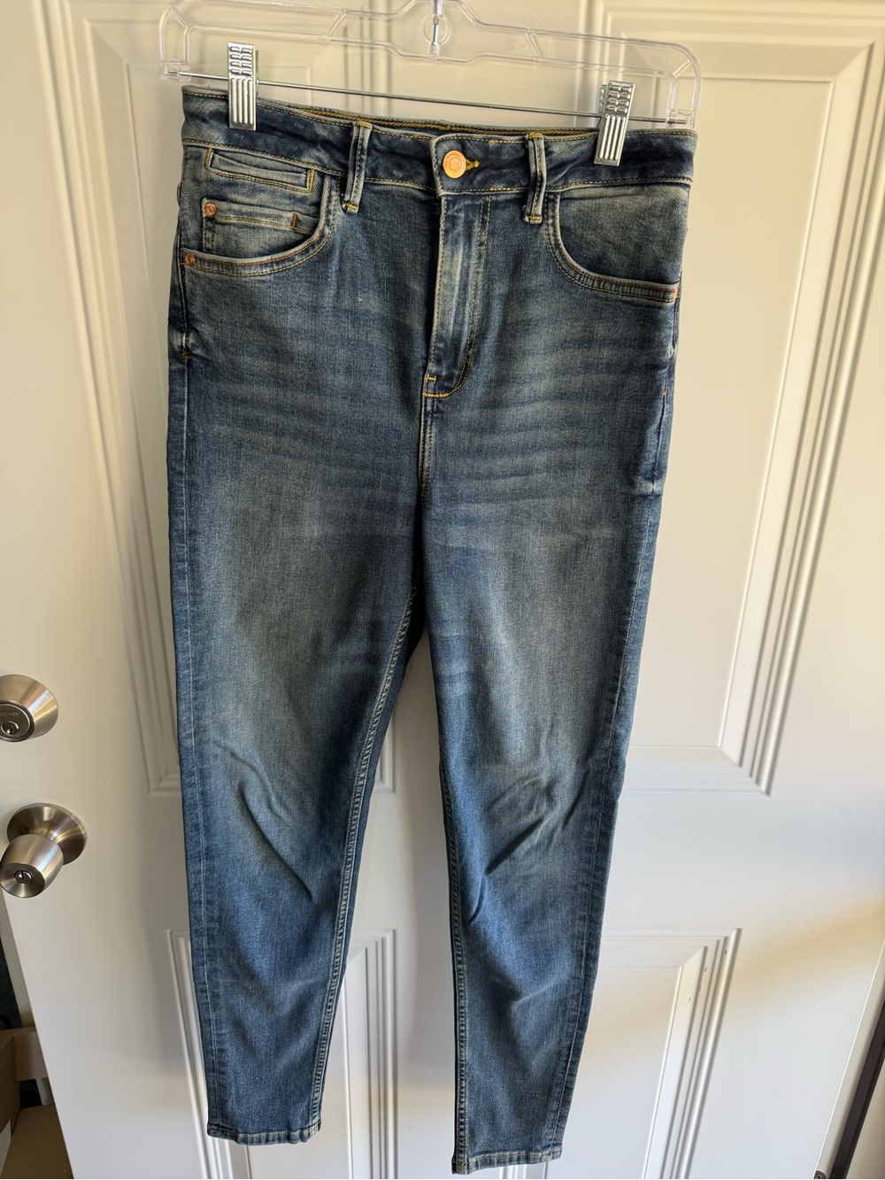 Zara High-Rise Jeans in Medium Blue Wash